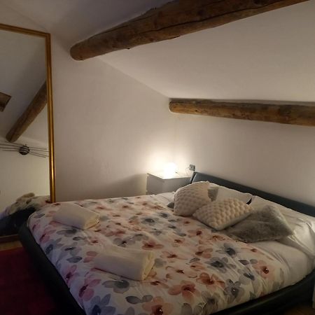 Room In Arena In Fiera Verona Esterno foto